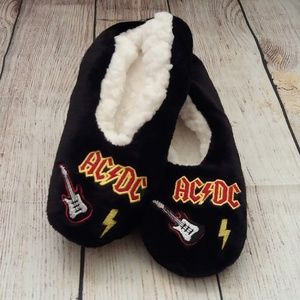 NWT ACDC Rock embroidered Slippers S\M Approx. 5-7